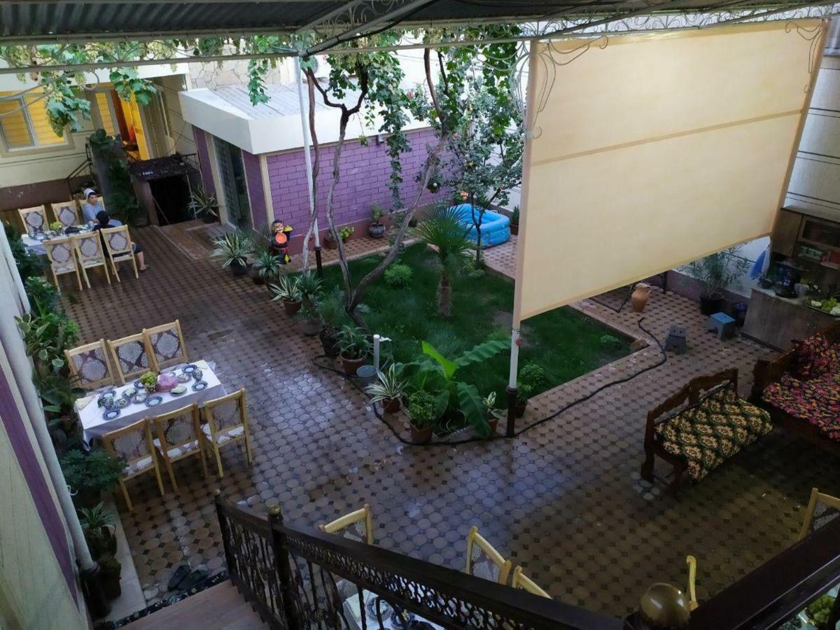 Uvaysiy Family Guest House Marghilon Exterior foto